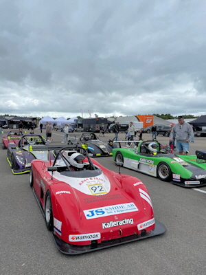 Lineup_094559294_300